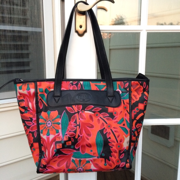 Fossil Zip Pattern Shoulder Bag - Picture 5 of 7